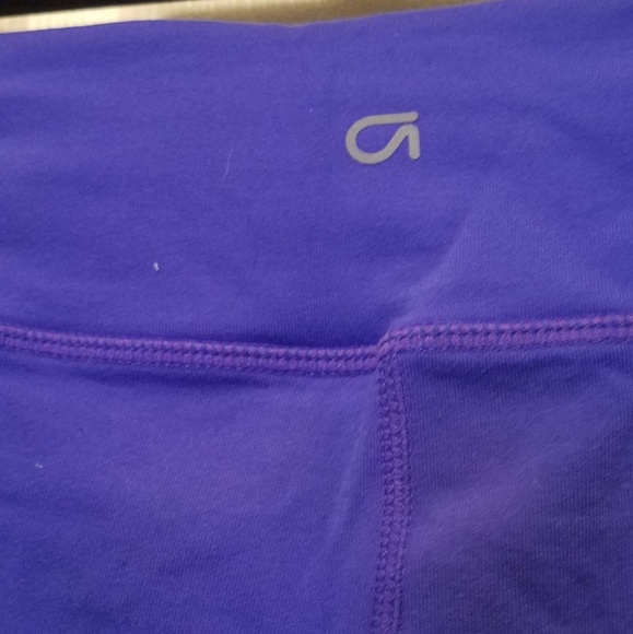 Gap Crop Capris - Picture 3 of 5